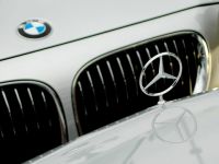 BMW có nguy cơ mất ngôi vương dòng xe sang vào tay Mercedes