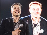 Elon Musk sắp kiếm 1,6 tỷ đô từ Tesla Motors