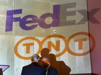 Trung Quốc đã thông qua thương vụ FedEx mua lại TNT