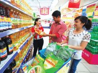 Góc khuất thị trường bán lẻ: Doanh nghiệp mệt vì bị ép