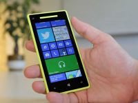Microsoft không bỏ rơi Windows Phone