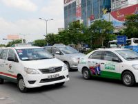 Taxi truyền thống thay đổi để cạnh tranh