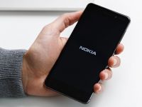 Nokia né Samsung, Apple: Tránh voi chẳng xấu mặt nào