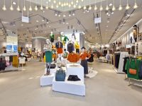H&M, Zara vào Việt Nam: Hàng thời trang xách tay liệu còn “hot”?
