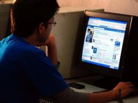 “Like” và “view” đang hủy hoại cả Internet?