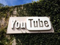 Google có thể mất 750 triệu USD vì scandal quảng cáo trên YouTube