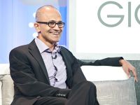 Microsoft trỗi dậy dưới trướng phù thủy Satya Nadella