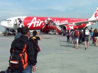 Air Asia và câu chuyện thành công của kẻ đến sau trong ngành hàng không Malaysia