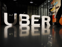 Tại sao Uber phải chật vật đấu tranh để được coi là một hãng công nghệ?