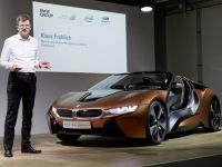 BMW ráo riết tăng tốc xe điện