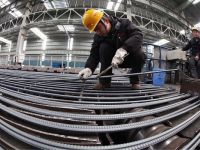 PMI tháng Sáu bật tăng trở lại từ đáy 14 tháng