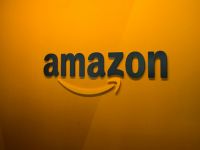 Toan tính mới của Amazon: Cạnh tranh với Facebook?