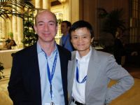 Amazon đang học hỏi Alibaba như thế nào?