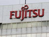 Fujitsu đóng cửa, rao bán mảng kinh doanh điện thoại di động