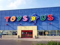 Vì sao chuỗi cửa hàng đồ chơi Toys R Us phải tuyên bố phá sản?