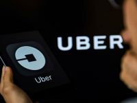 Uber - Cơ hội để lột xác thị trường vận tải hay “kẻ phá hoại“?