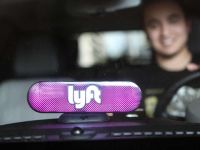 Công ty mẹ Google đầu tư 1 tỷ USD vào Lyft