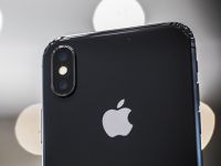 Apple sẽ trở thành công ty trị giá nghìn tỷ USD nhờ iPhone X?