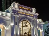 Giải mã sức nóng 2 tỷ USD của Vincom Retail