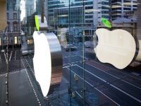 Apple mua lại công ty không tên tuổi để cải thiện lại màn hình iPhone X