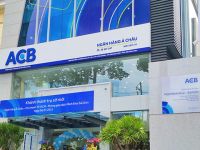 Ngân hàng ACB: Lợi nhuận tăng, nợ xấu giảm