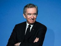 Phong độ và bản lĩnh của ông trùm thời trang Bernard Arnault
