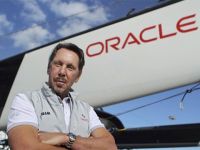 Larry Ellison - Người tuyên chiến với Bill Gates