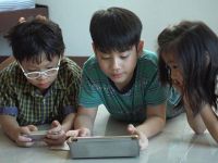 Trẻ em đang tìm kiếm những gì trên internet?