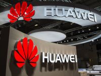 Huawei đã bán được 100 triệu smartphone trong năm 2018