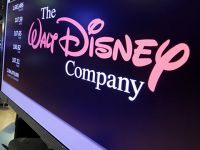 Kế hoạch nào giúp Disney chống lại Netflix về dịch vụ xem phim bản quyền?