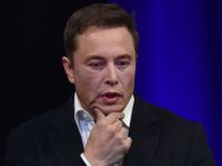 Elon Musk buộc rời ghế Chủ tịch Tesla và bị phạt 20 triệu USD