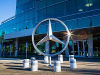 Omnicom giành được hợp đồng truyền thông toàn cầu trị giá 950 triệu USD với Mercedes-Benz