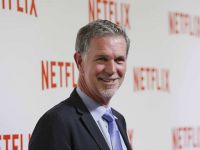 Tại sao CEO Reed Hastings của Netflix lại gọi công ty mình là anti-Apple?
