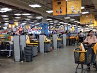 Đại siêu thị, cửa hàng tiện lợi của đại gia ngoại bủa vây khắp Sài Gòn