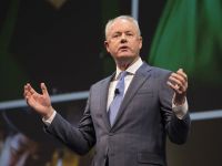 CEO Starbucks: Chúng tôi chơi cuộc chơi đường dài ở Trung Quốc