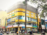 Đằng sau cú bán mình của Viễn Thông A