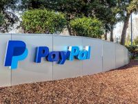 PayPal rót tiền vào Uber, nỗ lực cạnh tranh ở nước ngoài