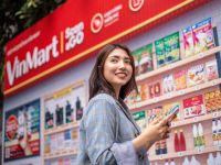 Vingroup triển khai siêu thị ảo Vinmart tại các địa điểm công cộng