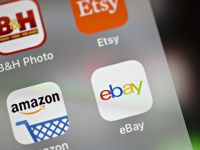 Vì sao Amazon muốn giống eBay hơn là giống Walmart?