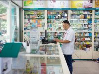 Chặng đua rút của các chuỗi bán lẻ dược phẩm