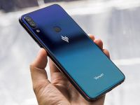 VinSmart hợp tác với Fujitsu và Qualcomm phát triển điện thoại 5G