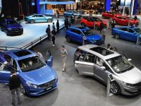 Thị trường ô tô tháng 6: Toyota vượt Thaco về thị phần
