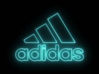 adidas hướng tới sản xuất tất cả giày từ nhựa tái chế vào năm 2024