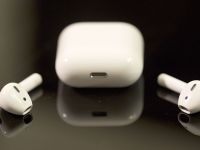 Nikkei: Apple chuẩn bị sản xuất thử nghiệm tai nghe AirPod tại Việt Nam
