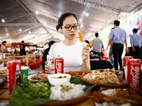 Với 4 tiêu chí này, Coca-Cola đã hoàn toàn chinh phục giới trẻ Việt