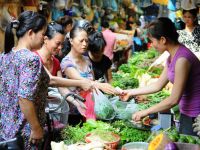 Khách hàng đang dần dần rời xa chợ truyền thống?