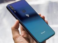 Vì sao điện thoại Made in Vietnam không bán chạy?