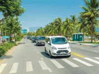 Thị trường ô tô khó bứt tốc