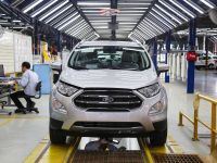 Ford tăng công suất gấp 3 lần và cam kết đầu tư lâu dài tại Việt Nam