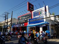 Đầu tư mở rộng chuỗi nhà thuốc Long Châu, FPT Retail (FRT) báo lãi quý I/2020 giảm 44%
